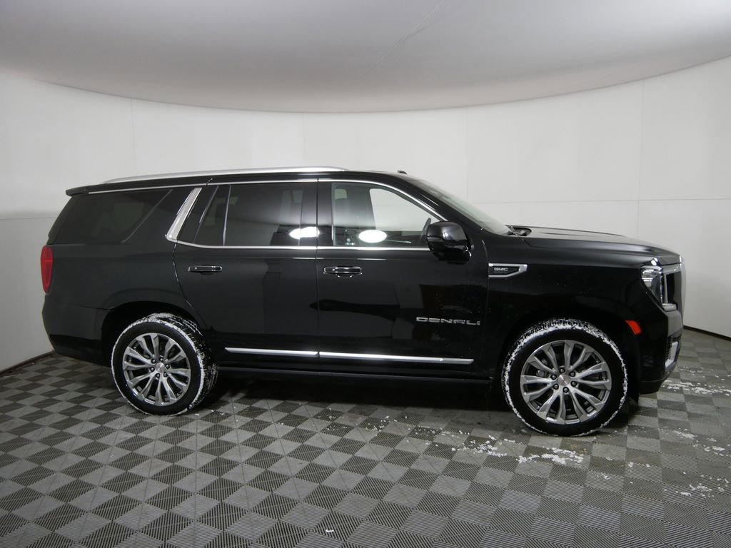 Used 2021 GMC Yukon Denali w/ Denali Ultimate Package image 2