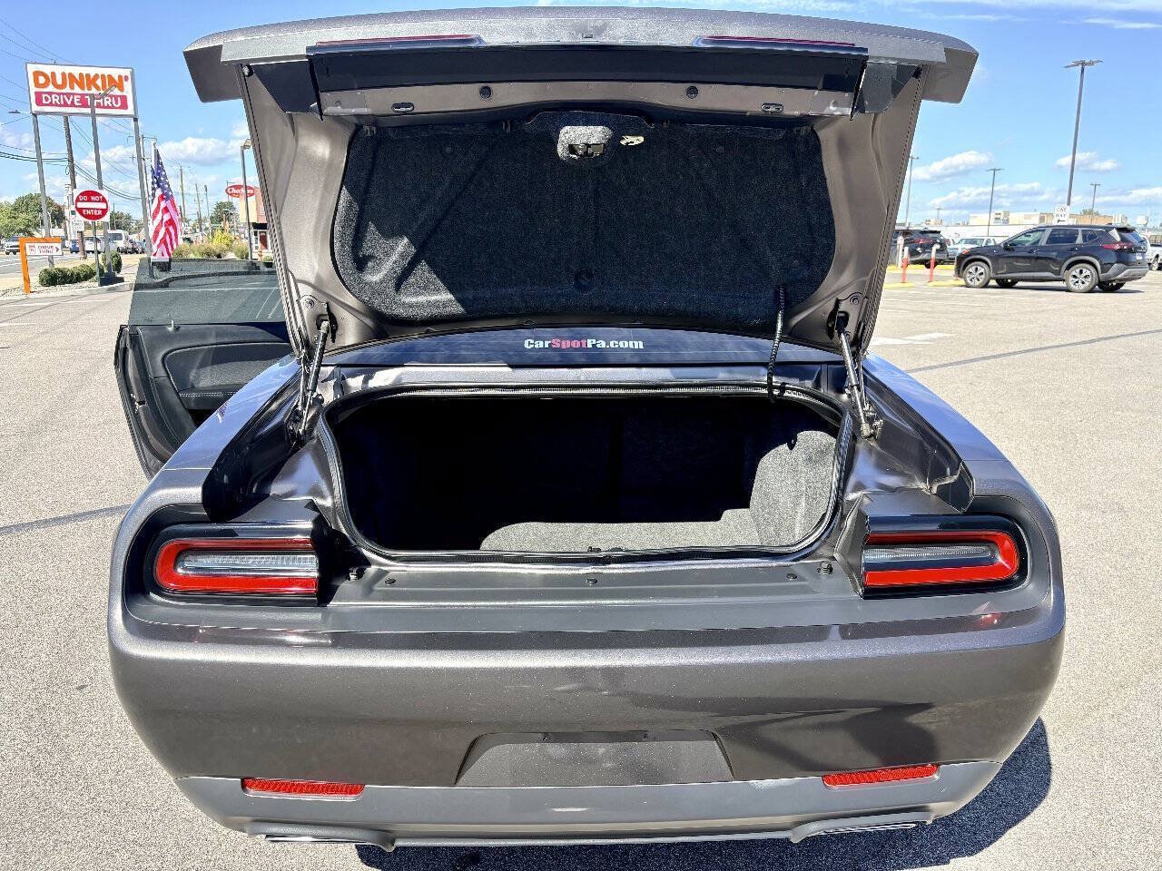 Used 2016 Dodge Challenger R/T RWD image 21