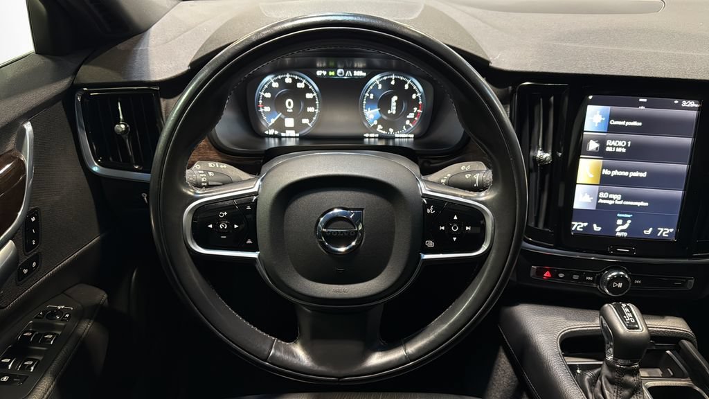 Used 2018 Volvo S90 T5 Momentum w/ Convenience Package AWD/4WD image 22