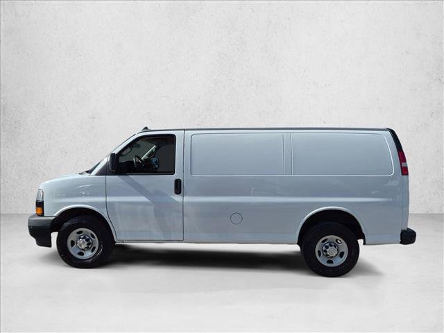 Used 2020 Chevrolet Express 2500 w/ Driver Convenience Package RWD image 8