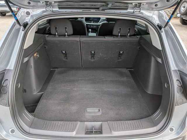 Used 2024 Chevrolet Trax LS w/ Driver Confidence Package image 13