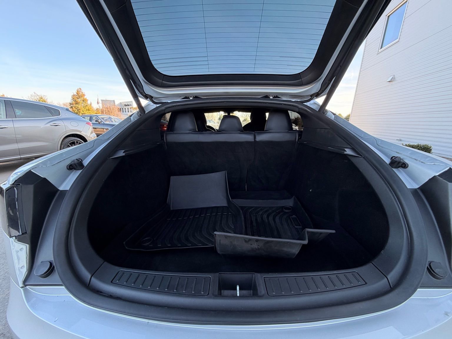 Used 2018 Tesla Model S 75D image 55