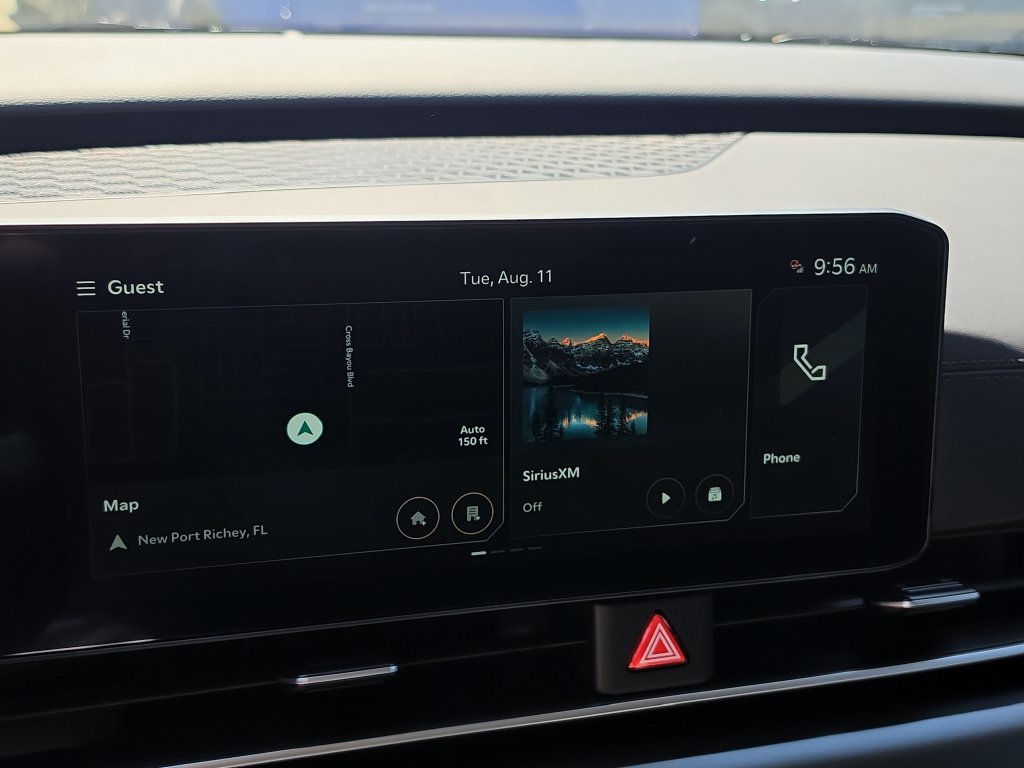 New 2027 Kia Carnival LX FWD image 22