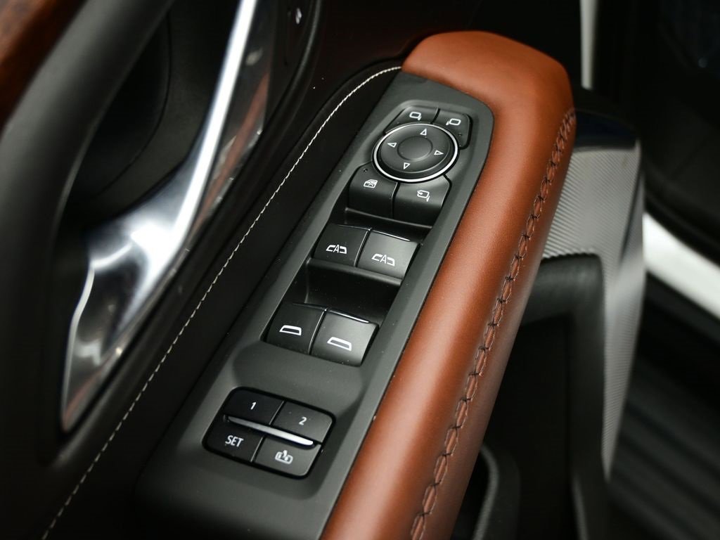 Used 2023 GMC Yukon XL Denali Ultimate image 20