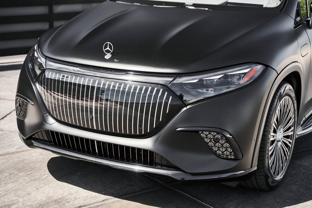 Used 2024 Mercedes-Benz Maybach EQS 680 4MATIC image 6