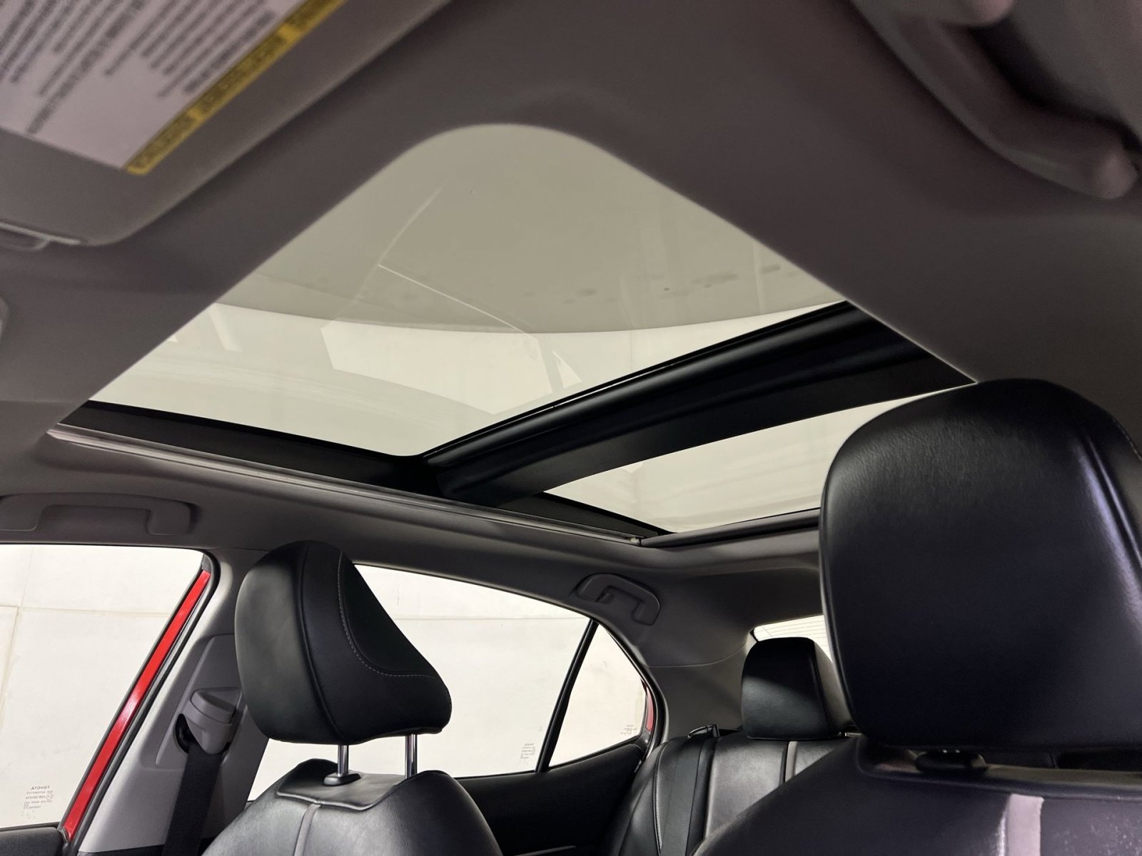 Used 2021 Toyota Camry XSE image 23