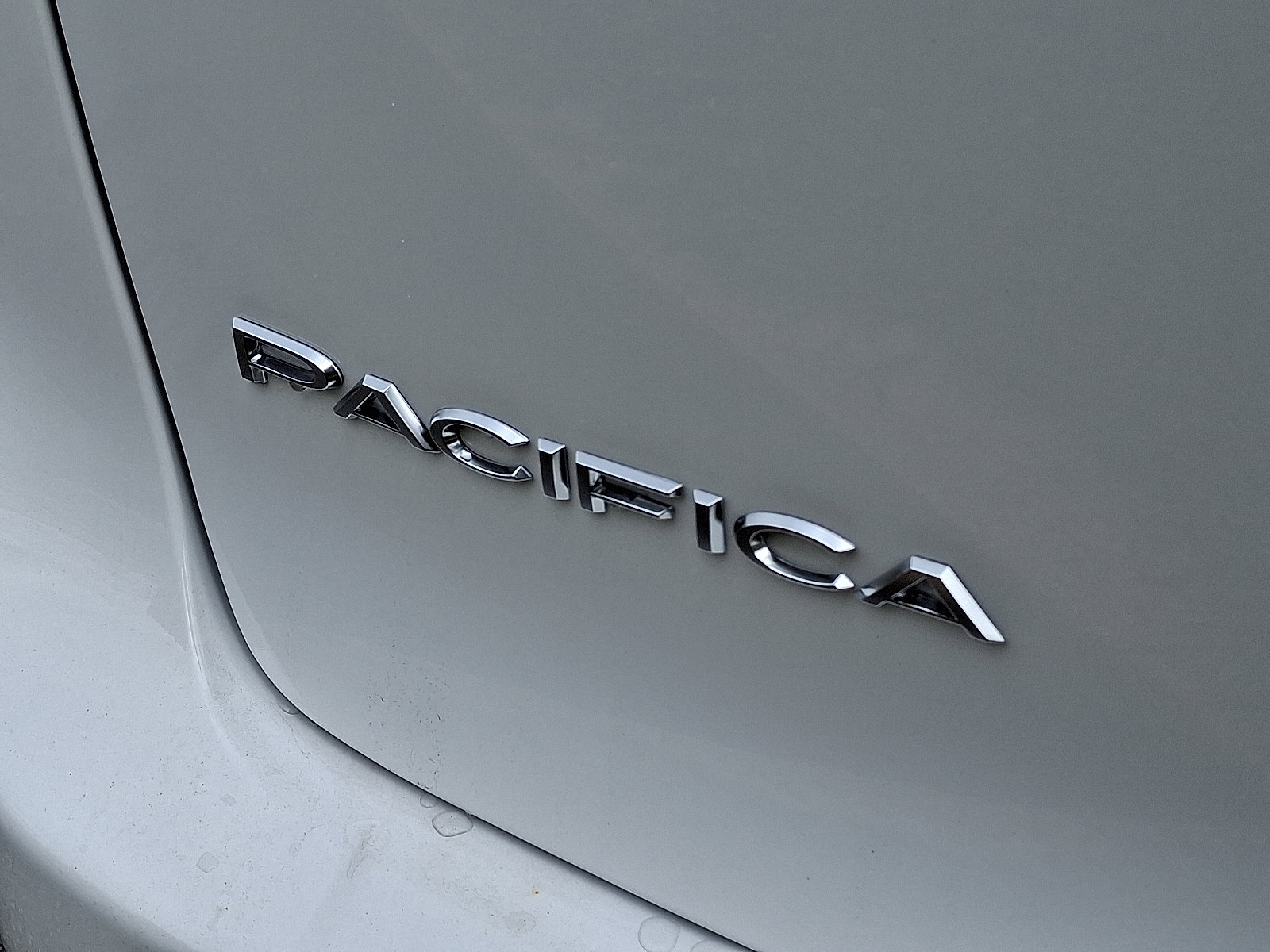 New 2026 Chrysler Pacifica Pinnacle w/ Trailer Tow Group image 6