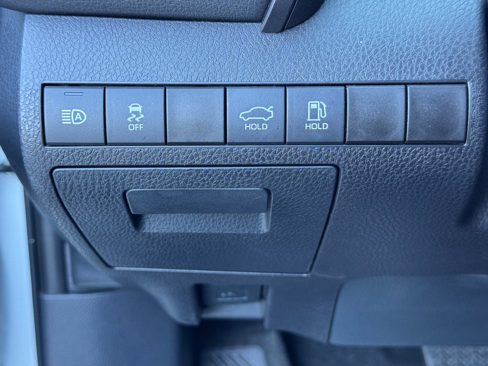 Used 2021 Toyota Camry XSE image 16