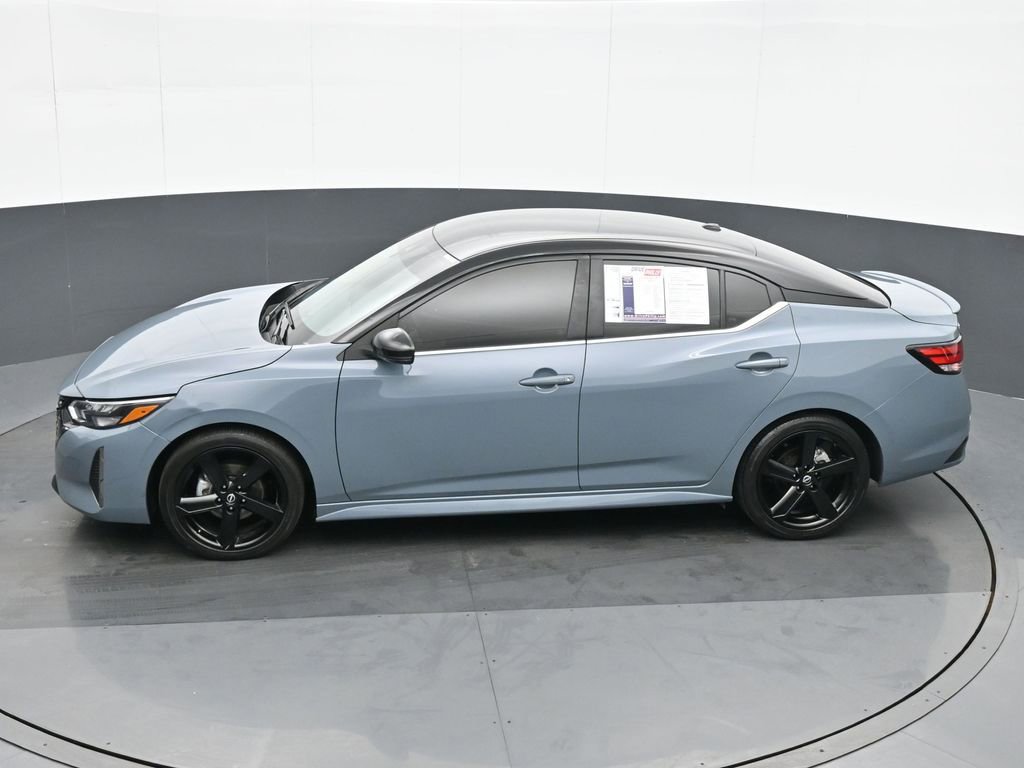 Used 2024 Nissan Sentra SR FWD image 18