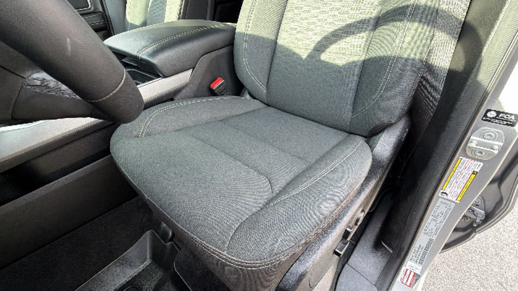 Used 2025 RAM 1500 Big Horn AWD/4WD image 15