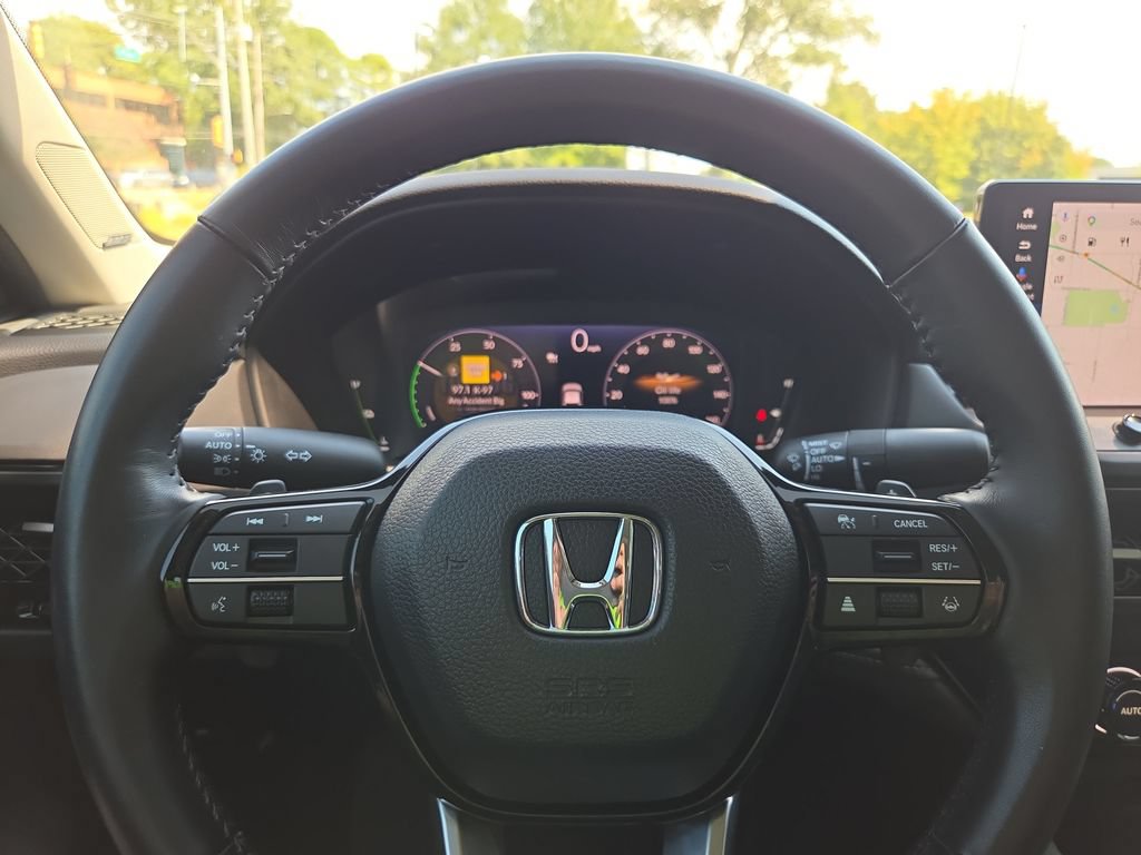 Used 2024 Honda Accord Touring image 18