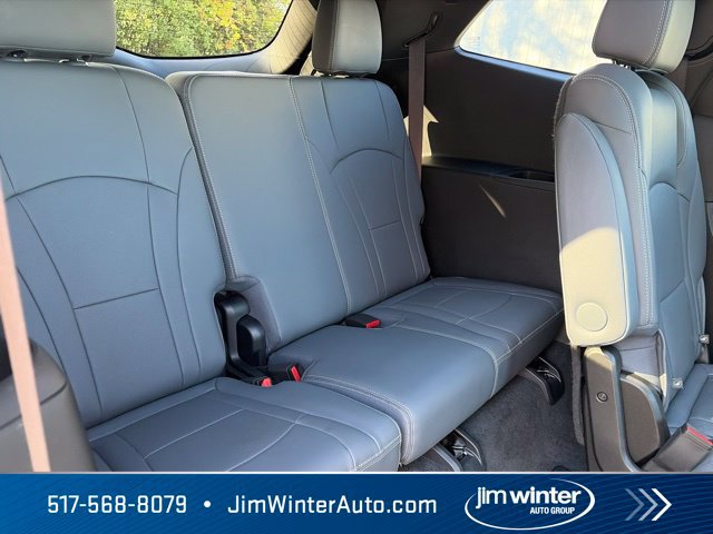 Used 2023 Buick Enclave Essence w/ Experience Buick Package AWD/4WD image 18