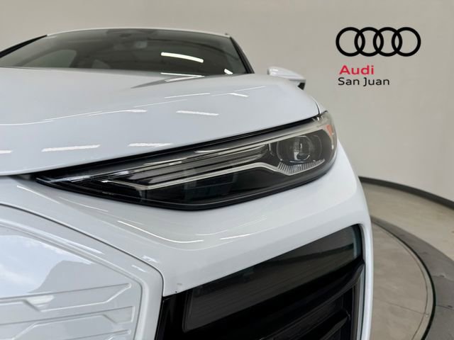 Used 2025 Audi Q6 e-tron Premium w/ Convenience Package RWD image 4