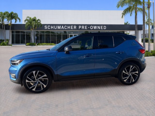 Used 2020 Volvo XC40 T5 R-Design AWD/4WD image 4