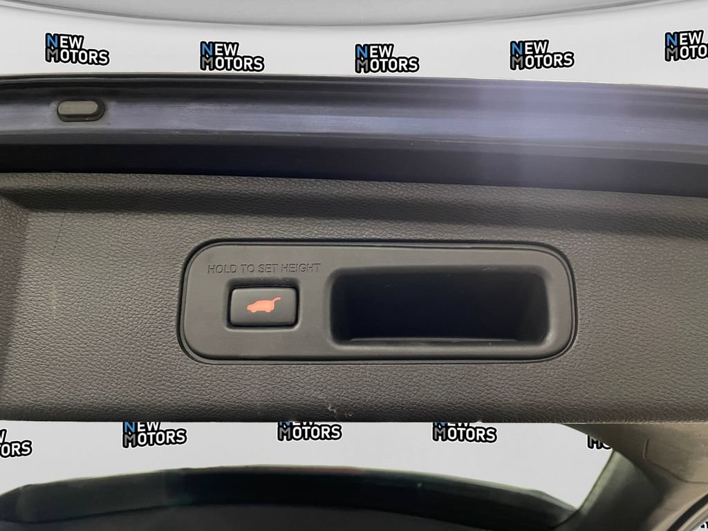 Used 2018 Honda Odyssey EX-L image 17