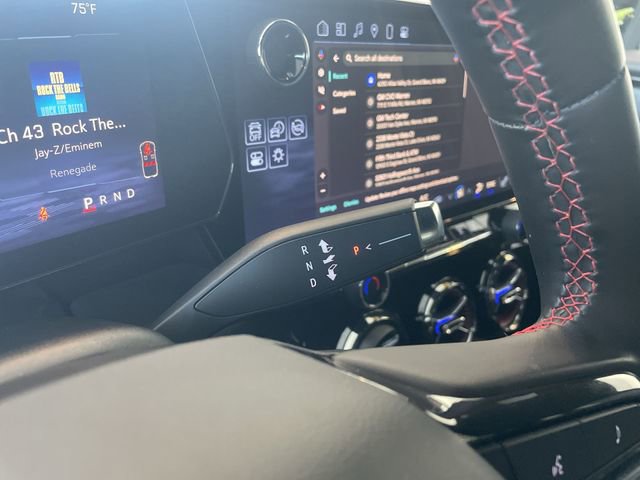 Certified 2025 Chevrolet Blazer EV RS image 30