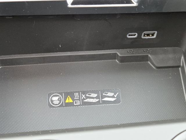 New 2026 GMC Yukon Denali w/ Denali Reserve Package image 9