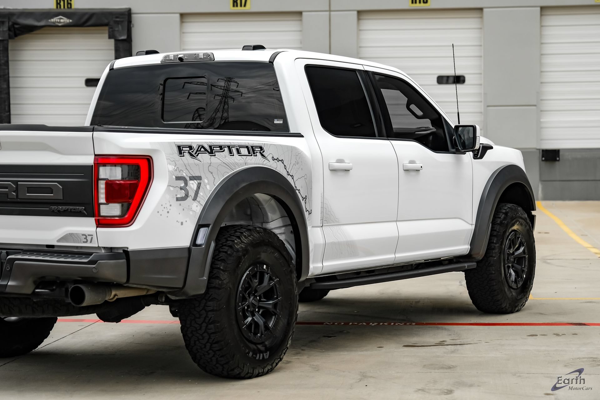 Used 2023 Ford F150 Raptor w/ Raptor 37 Performance Package AWD/4WD image 19