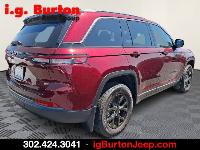 New 2026 Jeep Grand Cherokee Altitude AWD/4WD image 5