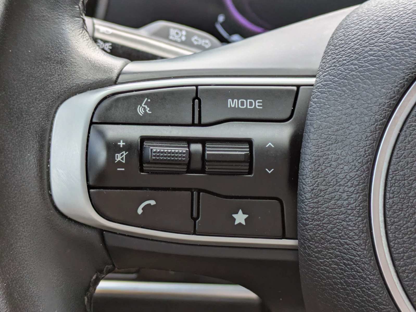 Certified 2023 Kia Sportage EX FWD image 19