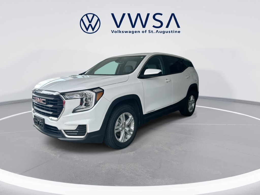 Used 2024 GMC Terrain SLE AWD/4WD image 3