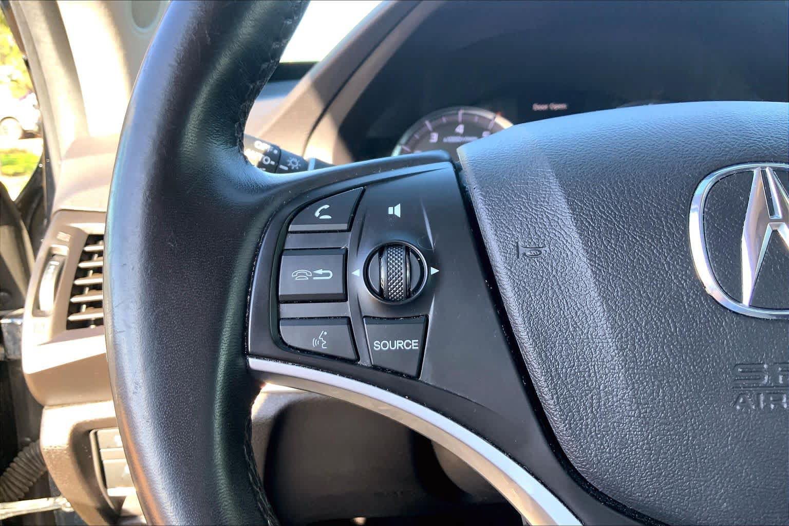 Used 2020 Acura MDX SH-AWD image 24
