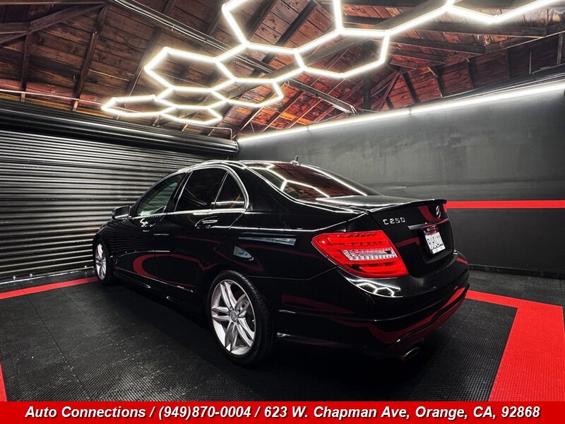 Used 2013 Mercedes-Benz C 250 Sedan image 4