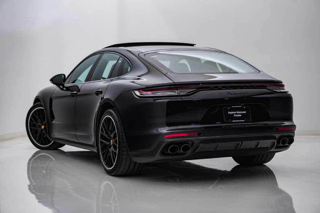 Certified 2023 Porsche Panamera 4 AWD/4WD image 3