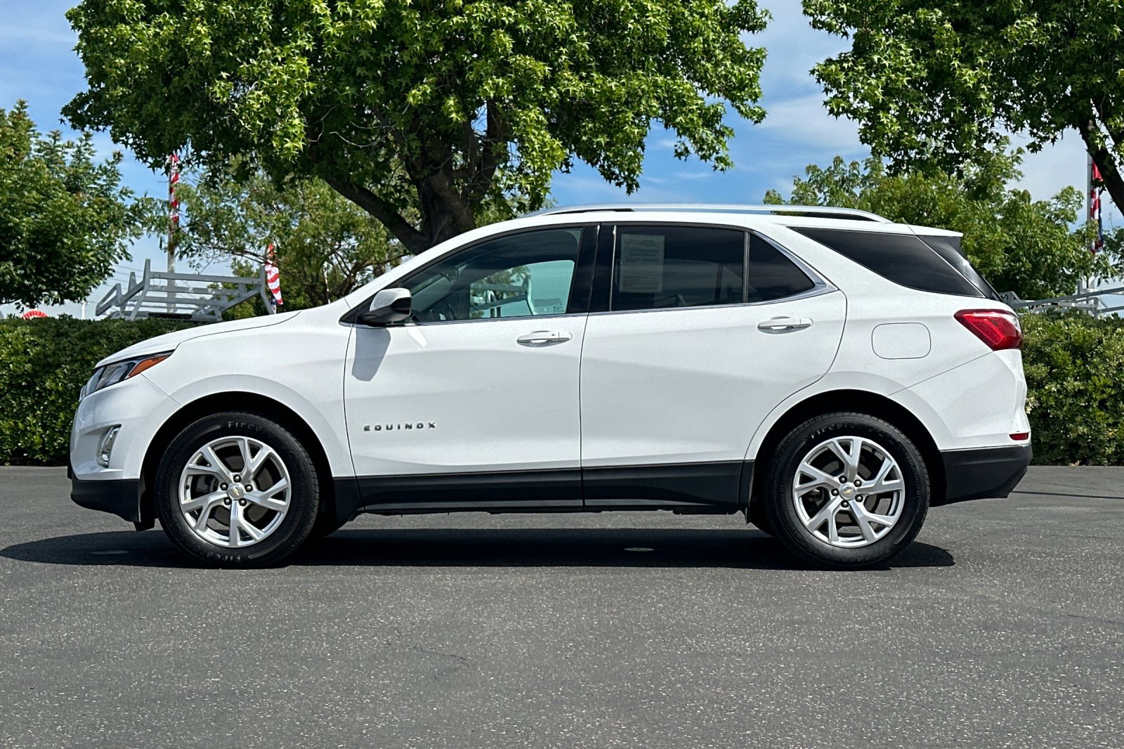 Used 2020 Chevrolet Equinox LT image 7