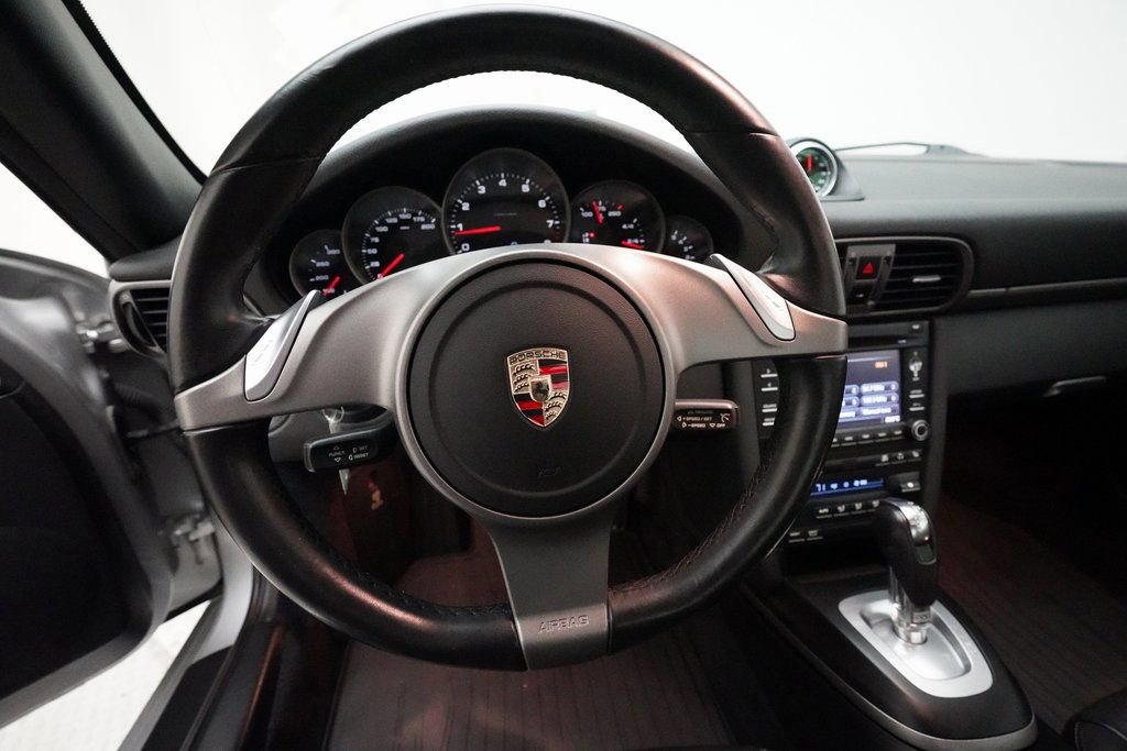 Used 2010 Porsche 911 Carrera image 18