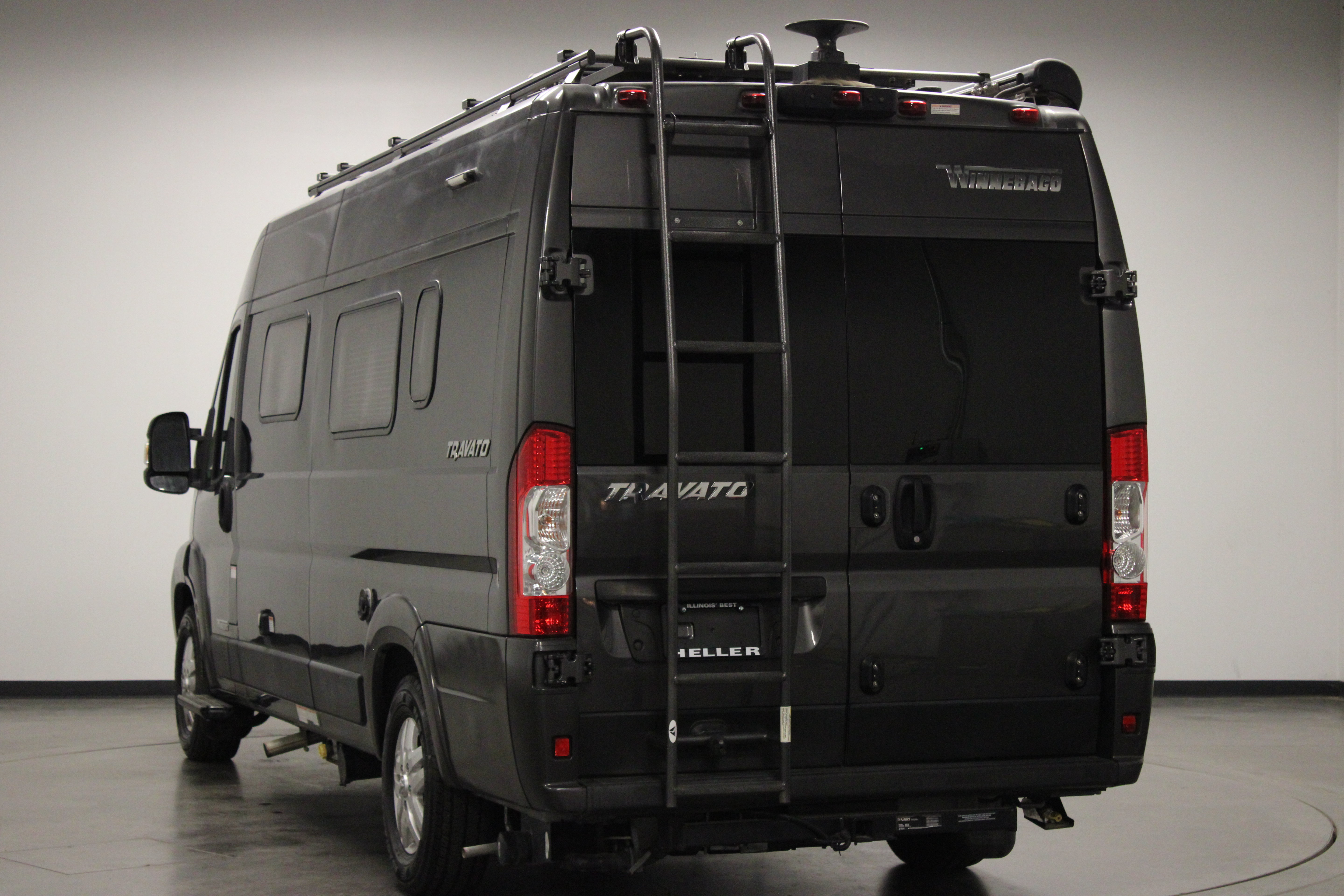 Used 2021 RAM ProMaster 3500 w/ Premium Appearance Group FWD image 6