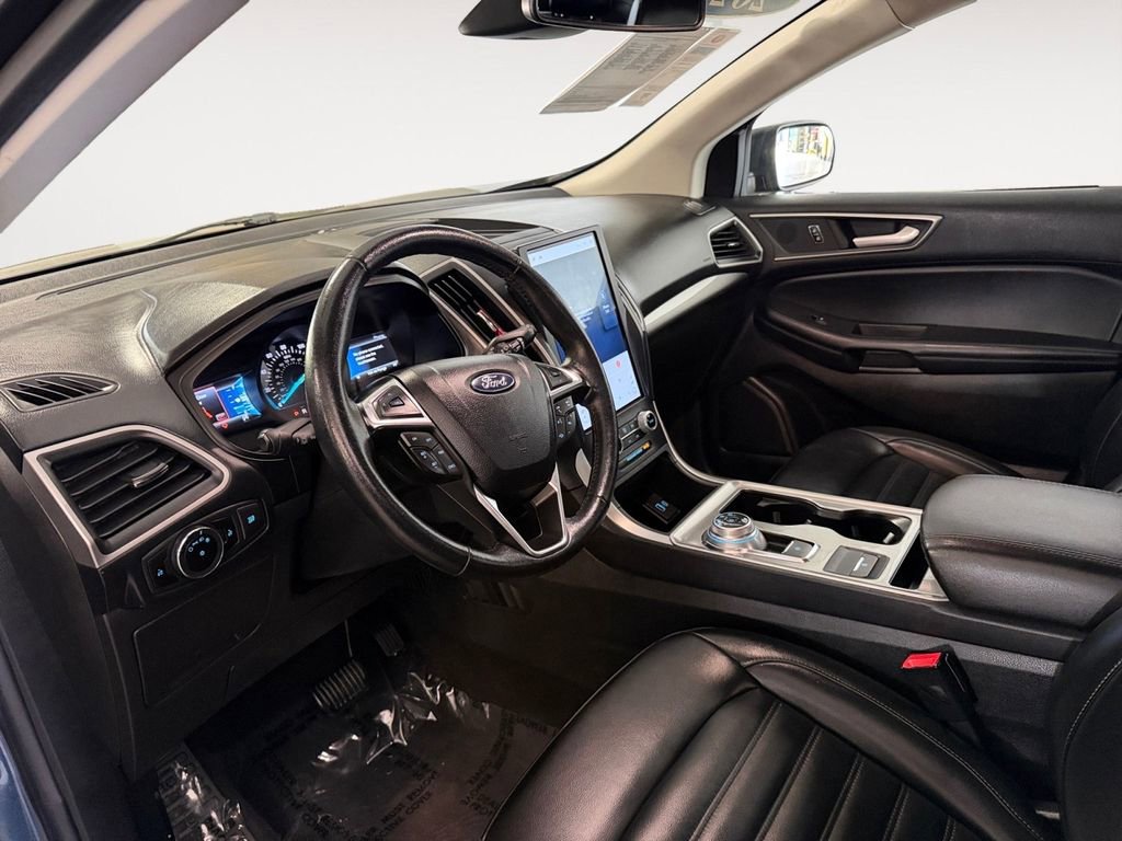 Used 2023 Ford Edge SEL image 10