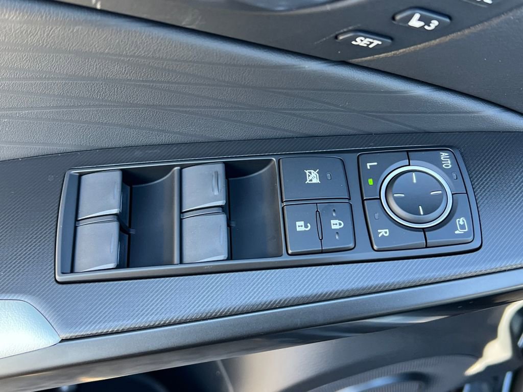 New 2025 Lexus IS 350 F Sport image 11