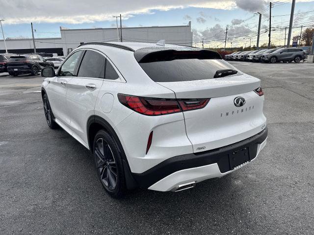 Certified 2025 INFINITI QX55 Luxe w/ Cargo Package image 5
