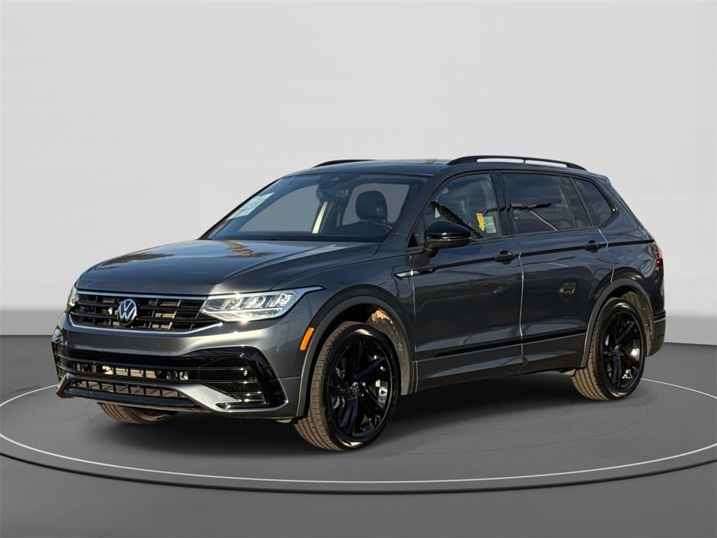 Used 2023 Volkswagen Tiguan SE R-Line