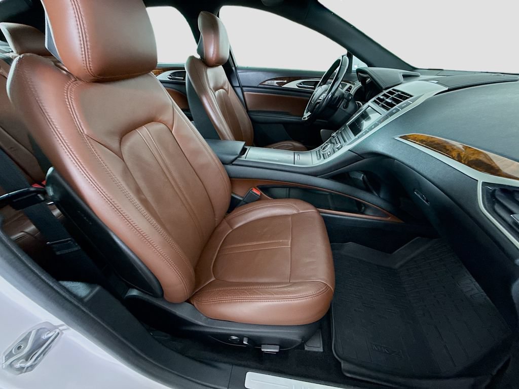 Used 2017 Lincoln MKZ Reserve w/ Luxury Package FWD image 29