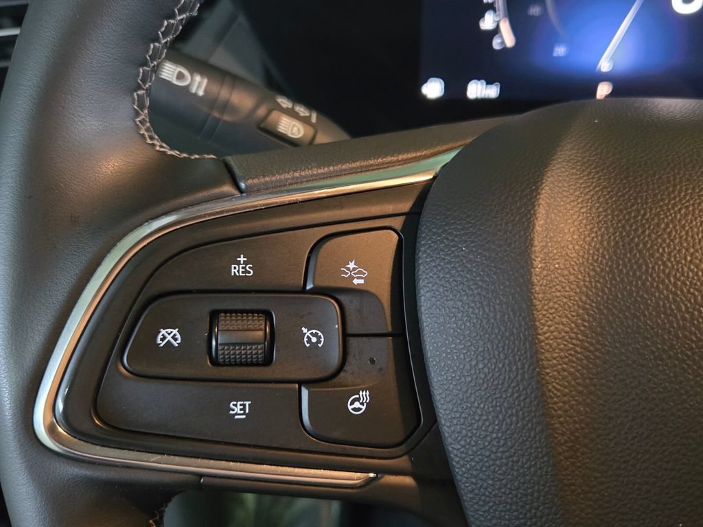 Used 2025 Buick Encore GX Preferred w/ Comfort Package FWD image 24
