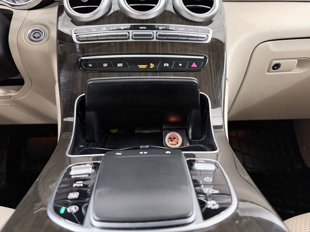 Used 2021 Mercedes-Benz GLC 300 image 27
