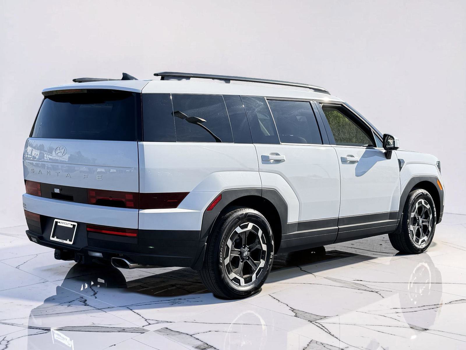 Certified 2026 Hyundai Santa Fe SEL image 2