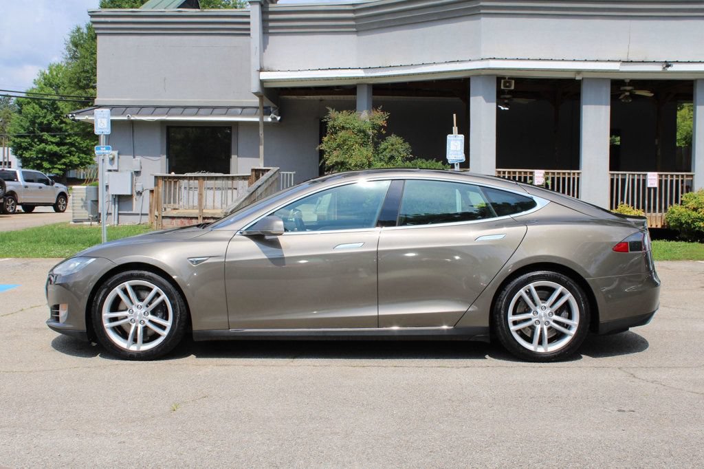 Used 2015 Tesla Model S 70D AWD/4WD image 4