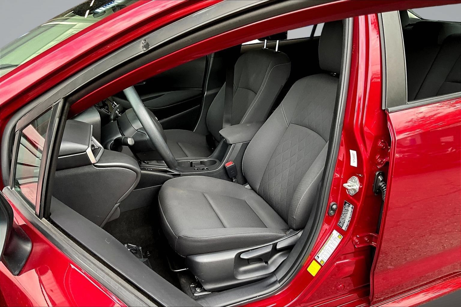 Used 2023 Toyota Corolla LE w/ LE Convenience Package FWD image 19