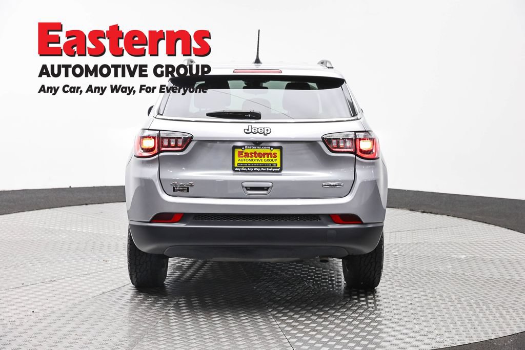 Used 2022 Jeep Compass Latitude AWD/4WD image 6