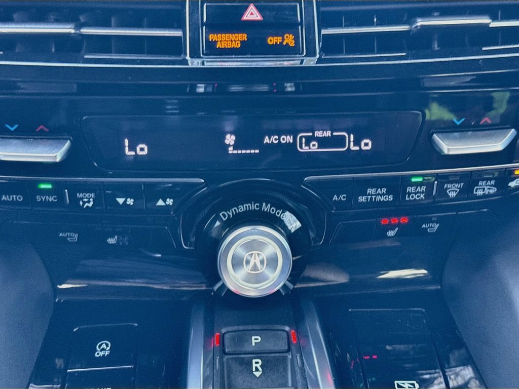 Used 2024 Acura MDX w/ Technology Package FWD image 17