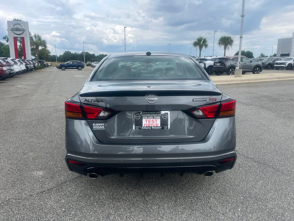 New 2026 Nissan Altima 2.5 SR w/ SR Midnight Edition Package FWD image 29