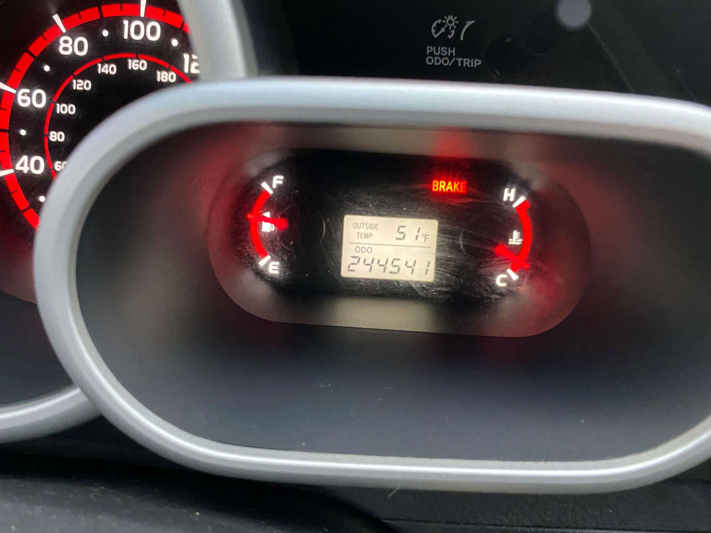 Used 2010 Pontiac Vibe image 15