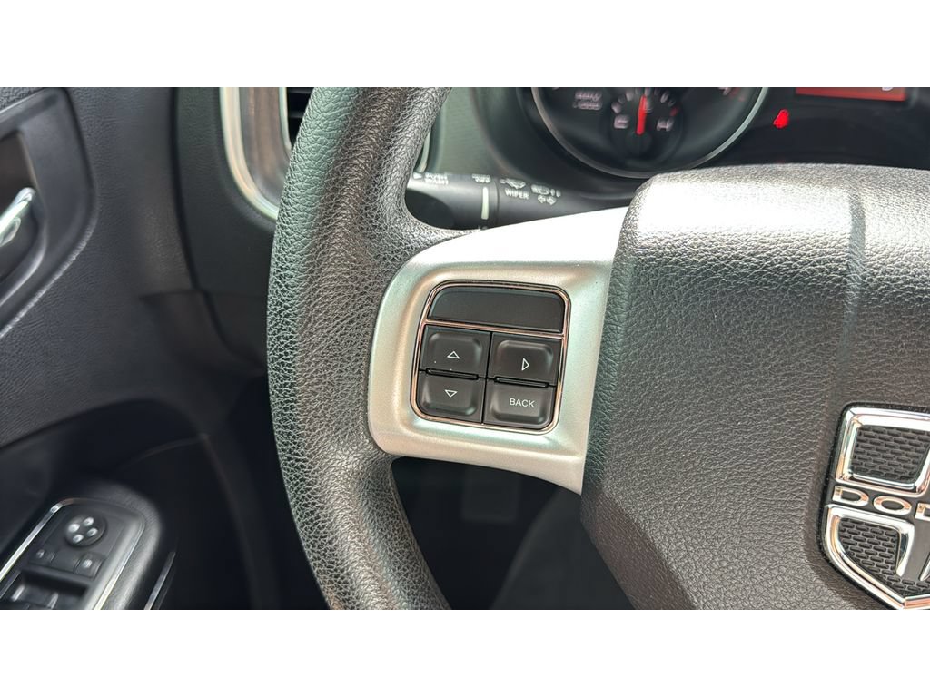 Used 2013 Dodge Charger SE RWD image 24