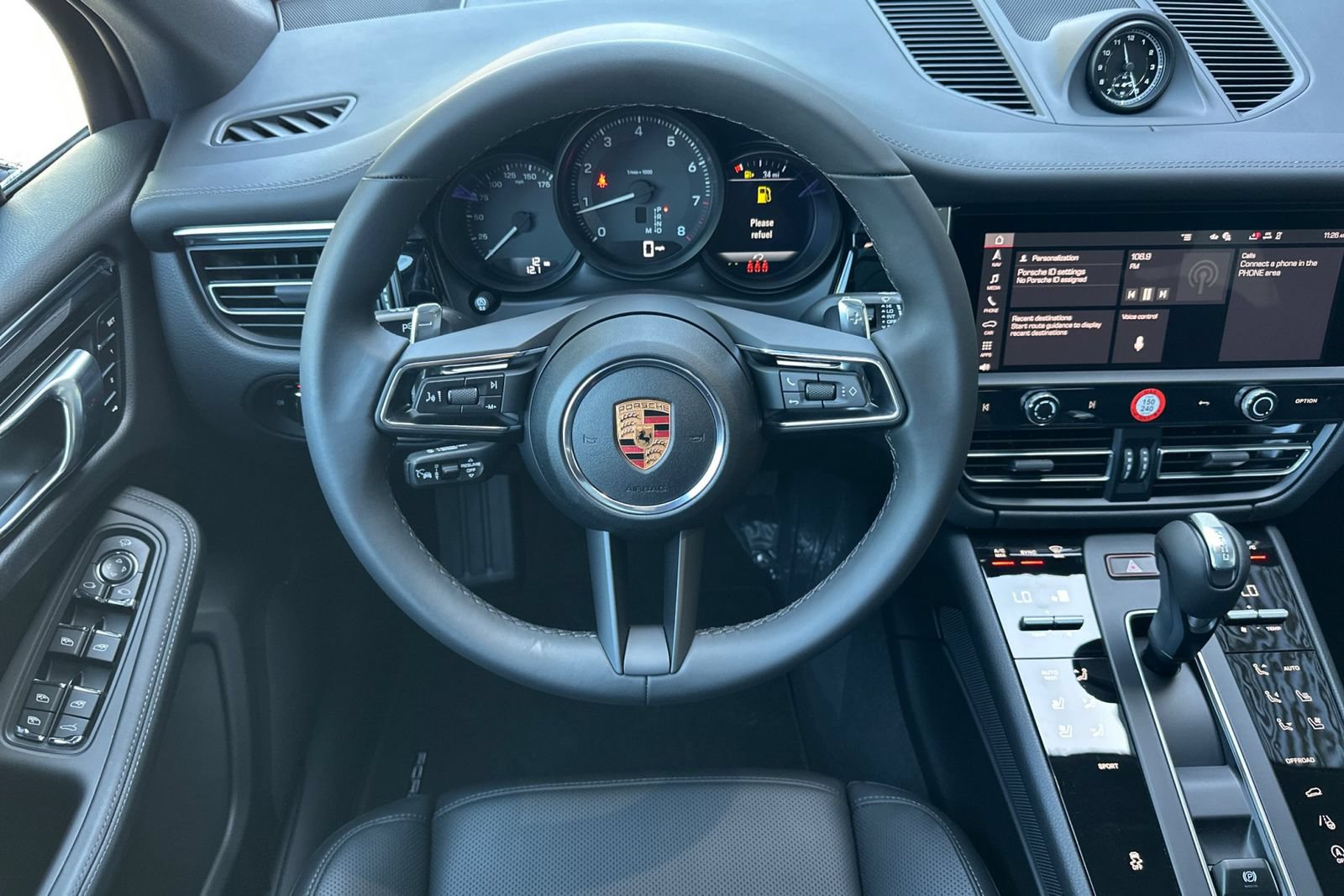 New 2026 Porsche Macan AWD/4WD image 16