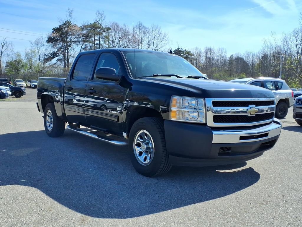 Used 2011 Chevrolet Silverado 1500 LS AWD/4WD image 3