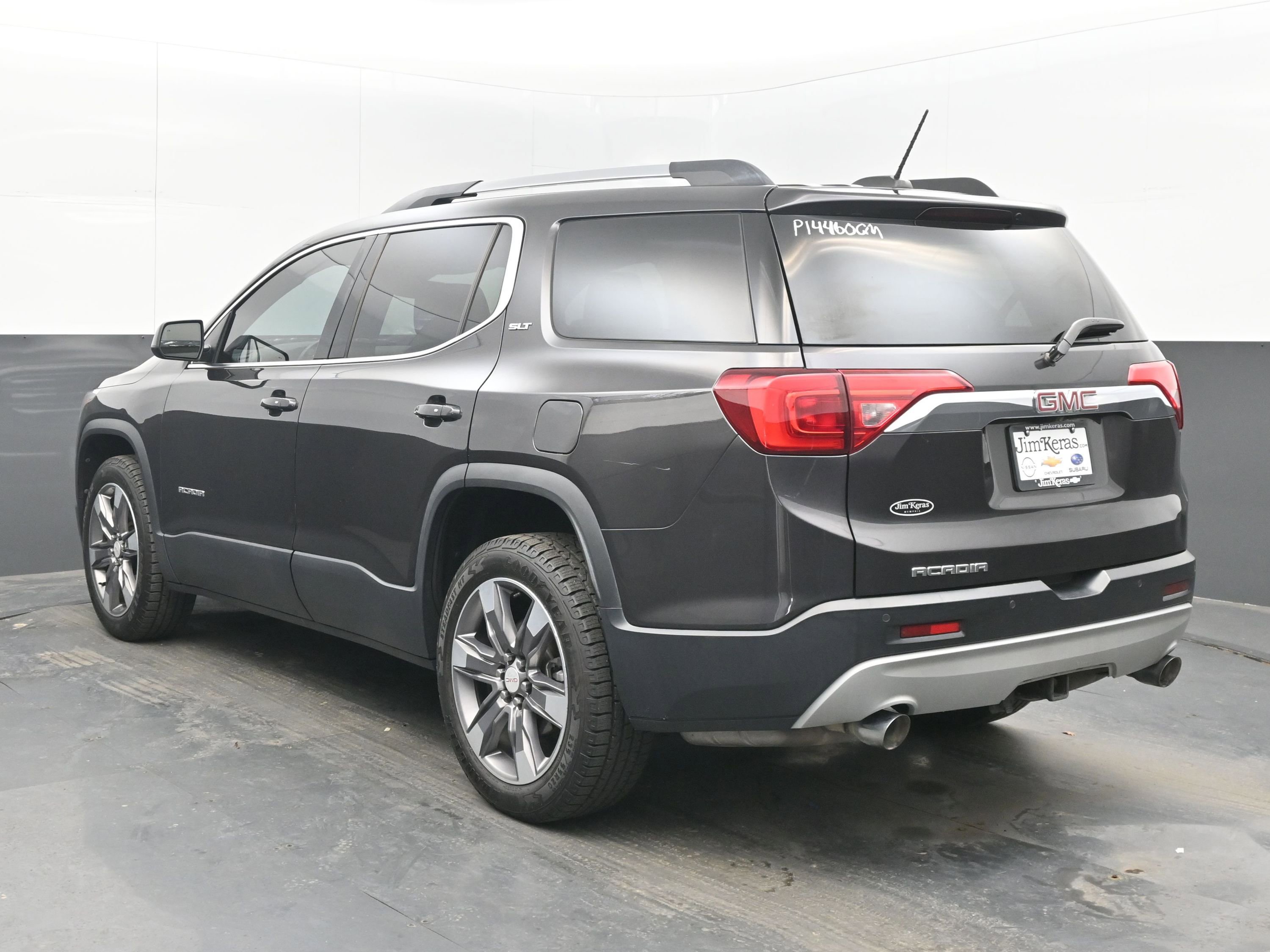 Used 2019 GMC Acadia SLT w/ LPO, Floor Liner Package image 8