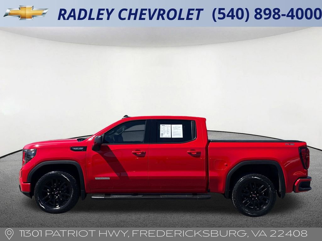 Certified 2025 GMC Sierra 1500 Elevation w/ LPO, Elevation Black Package AWD/4WD image 17